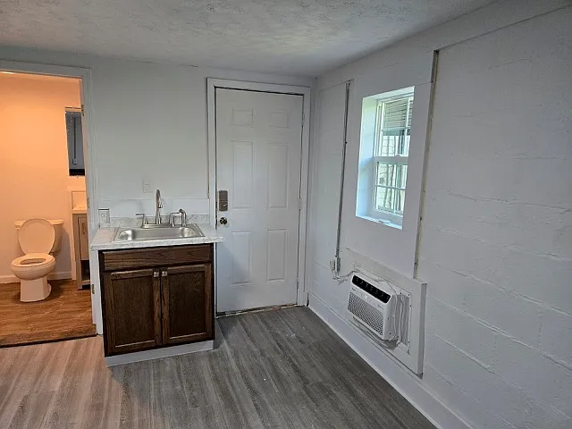 701 Cumberland Dr #6 — Photo 7