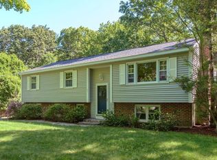 83 Lincoln Rd, Sutton, MA 01590