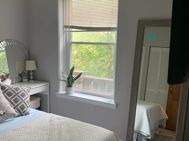 3738 N Fremont St #2F — Photo 4