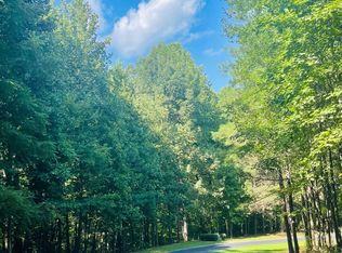 711 Hawks Ridge Dr, Ball Ground, GA 30107