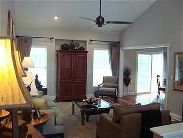 4th image of 2544 Barnsley Way