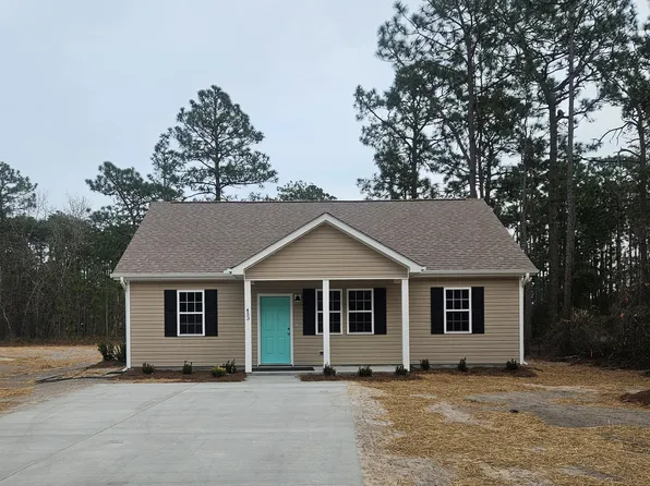 453 Harper Lake Drive, Southport, NC 28461