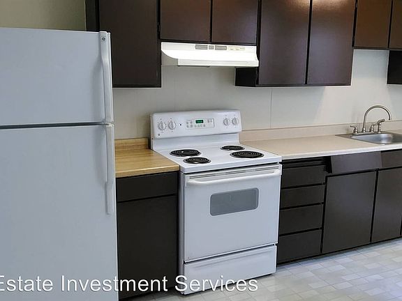2nd image of 1016 Martin Luther King Jr Way APT 6