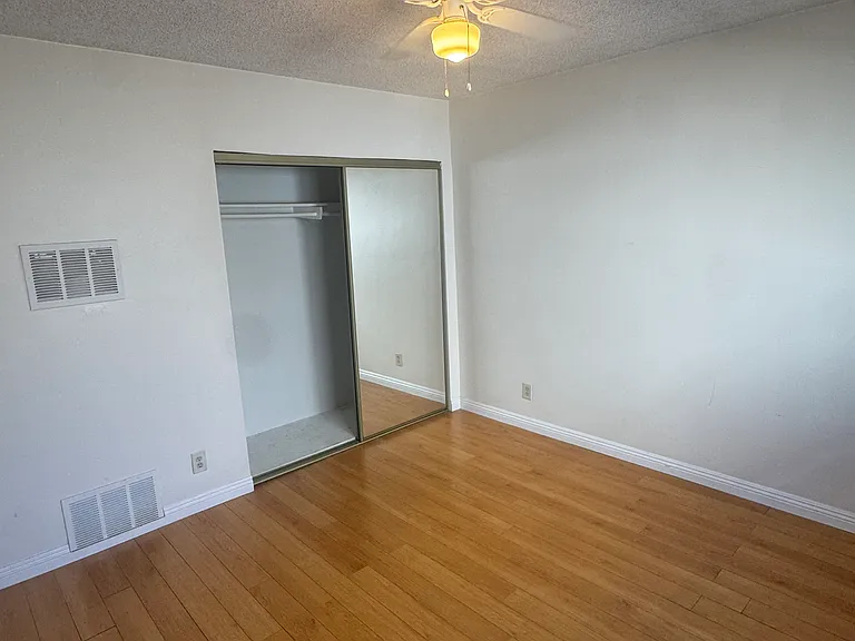 5950 Fulcher Ave #4 — Photo 10