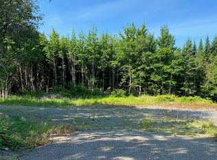 10 Virginia Trl, Greenville, ME 04441