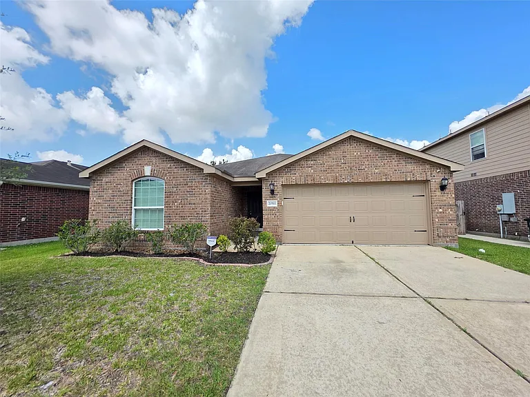 20511 Faith Millstream Dr — Photo 1