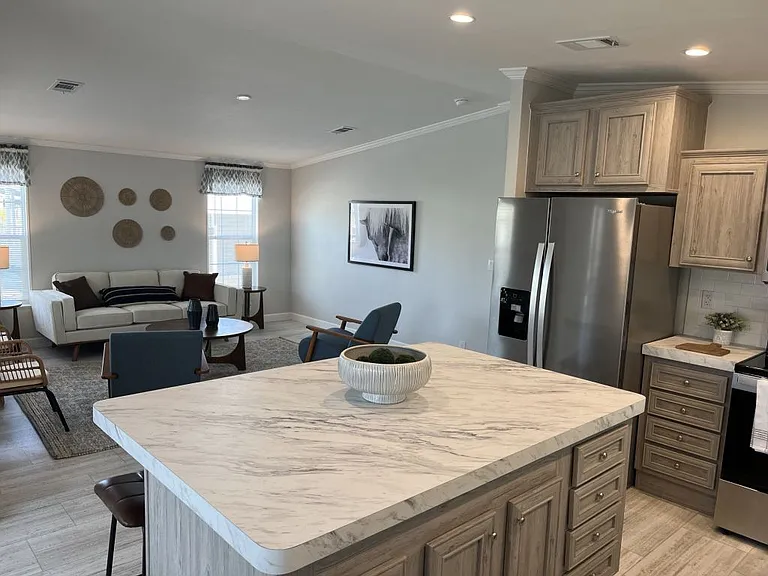 343 Talbot St #93 — Photo 5