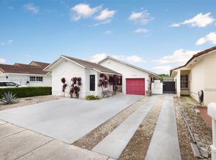 14207 SW 48th Ln, Miami, FL 33175