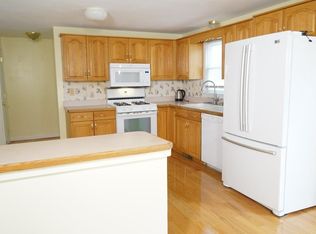 55 Long Dr, Dracut, MA 01826