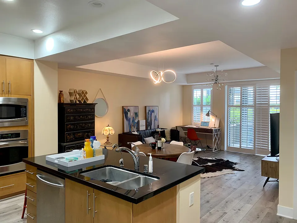 150 The Promenade N #208