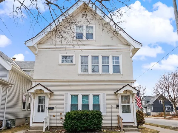 2801 South Wentworth AVENUE #2803, Milwaukee, WI 53207