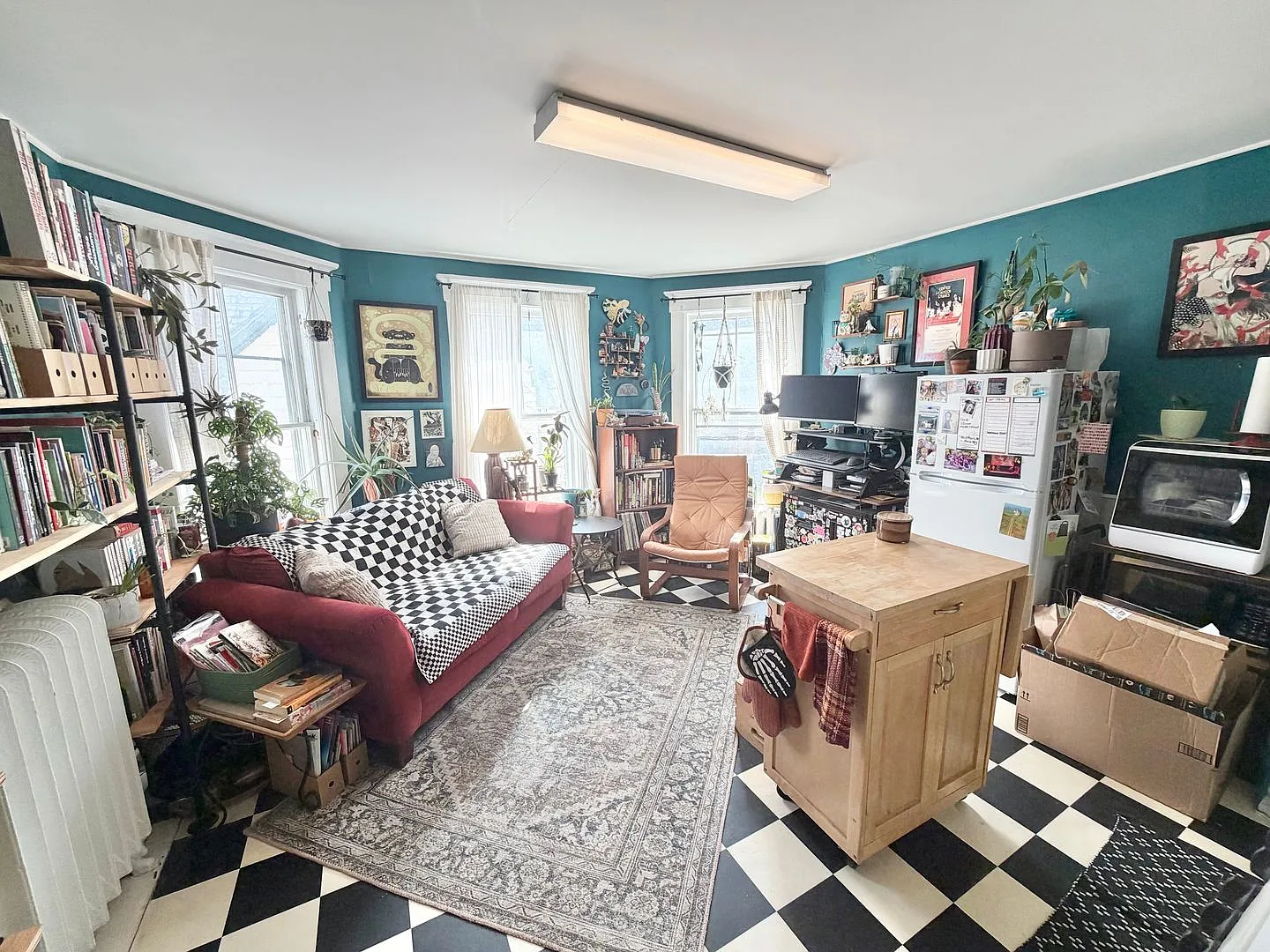 1 Bedroom in Burlington VT Available 9/1! — Photo 3