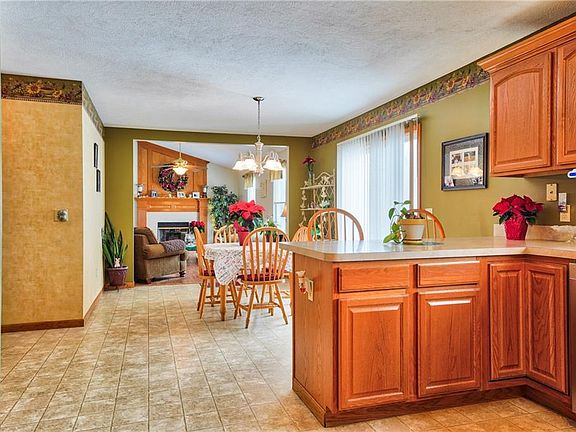 5th image of 5530 Birchwood Dr