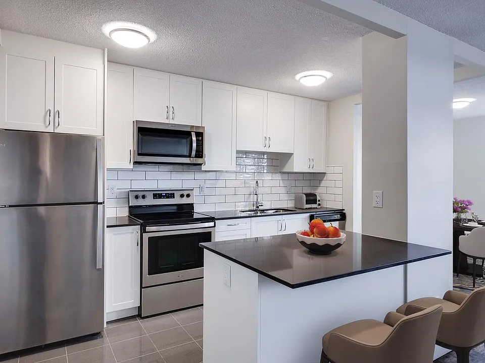 570 Birchmount Rd