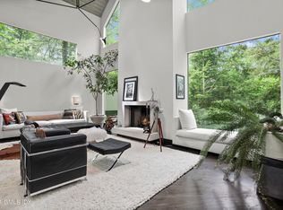 49 Mill Brook Rd W, Stamford, CT 06902