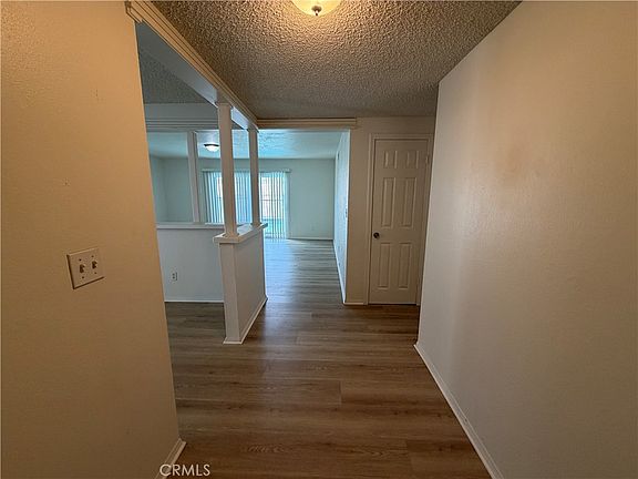 5th image of 10961 Endicott Dr