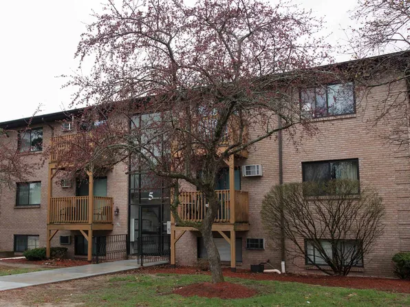 5 Lancelot Court #15, Salem, NH 03039