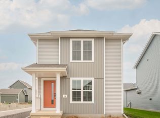 456 New Hampton Dr, Oregon, WI 53575