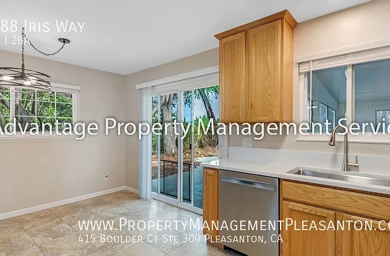 5288 Iris Way — Photo 8