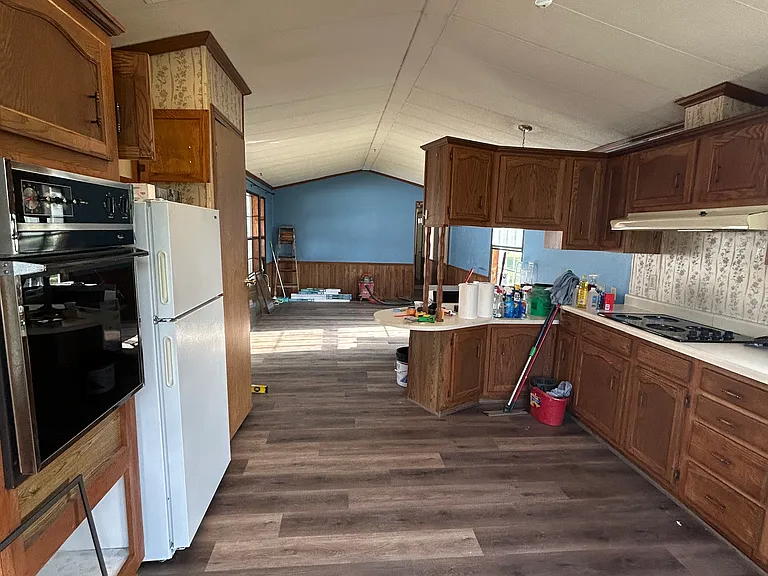 2 Pamela Path — Photo 8