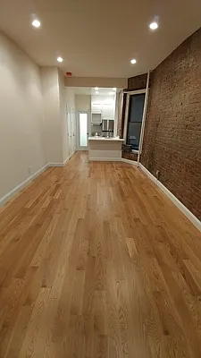 Rented by Bond New York | media 20