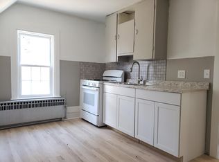 389 Main St #2, Orono, ME 04473