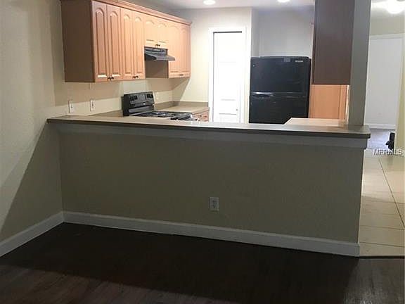 4th image of 3219 Queensboro Ave S