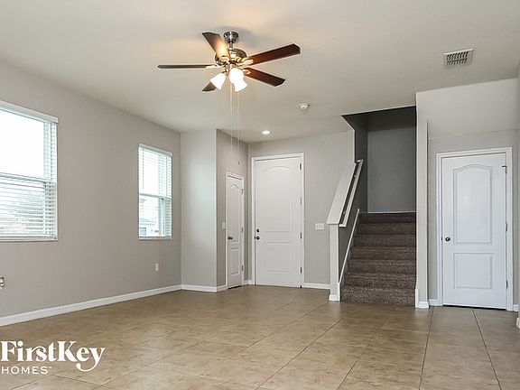 4th image of 7022 Feather Wood Dr