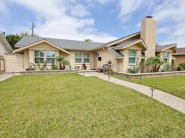 12581 Foster Rd, Los Alamitos, CA 90720
