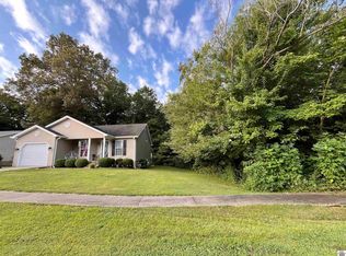 120 Sunrise Dr, Kevil, KY 42053