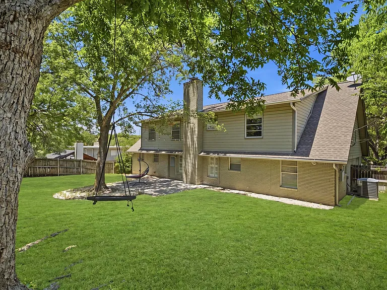 3206 Albin Dr — Photo 28