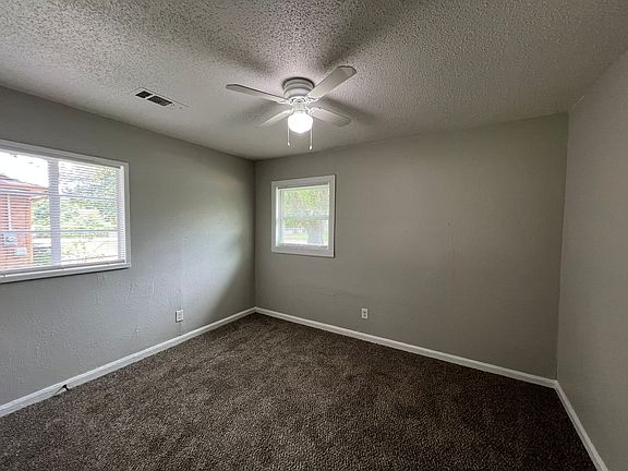 4th image of 668 Delta Rd