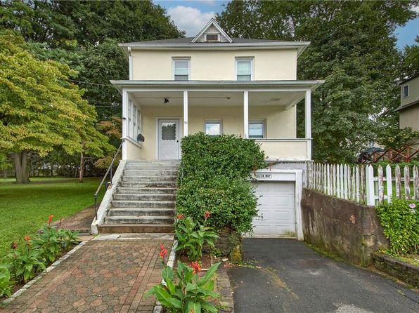 54 S Lawn Avenue, Elmsford, NY 10523