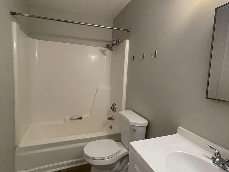 110 Westscott Dr #A — Photo 16