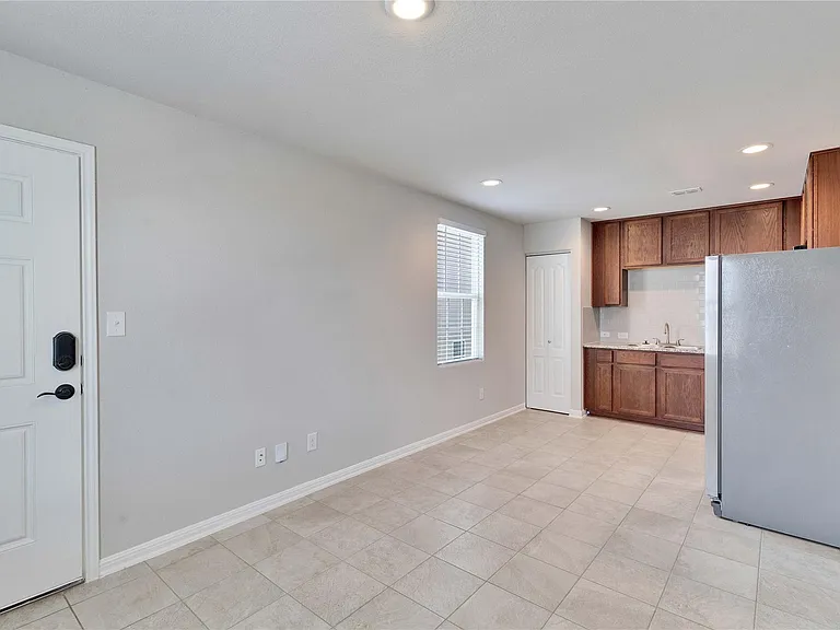 371 Ferrule Dr #B — Photo 5