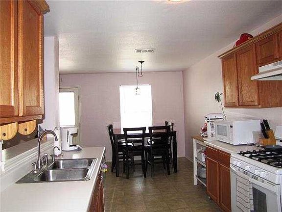 2nd image of 324 Lakemont Dr