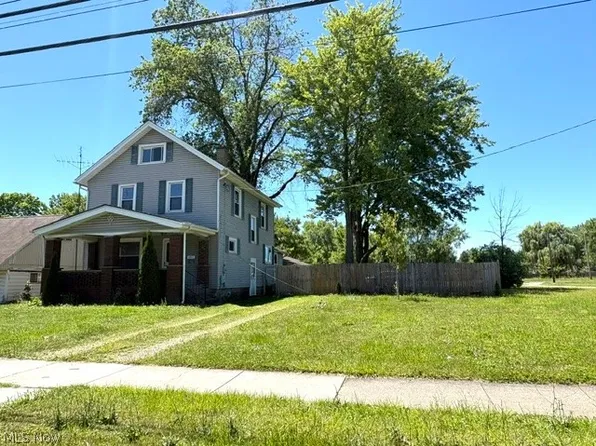 1919 Parkman Rd NW, Warren, OH 44485