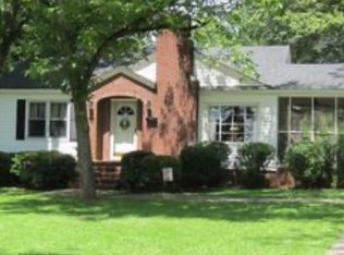 624 Athens St, Hartwell, GA 30643