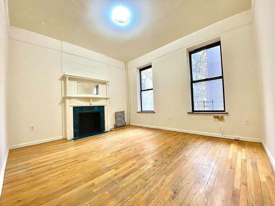 1st image of 910 Columbus Ave #2AA