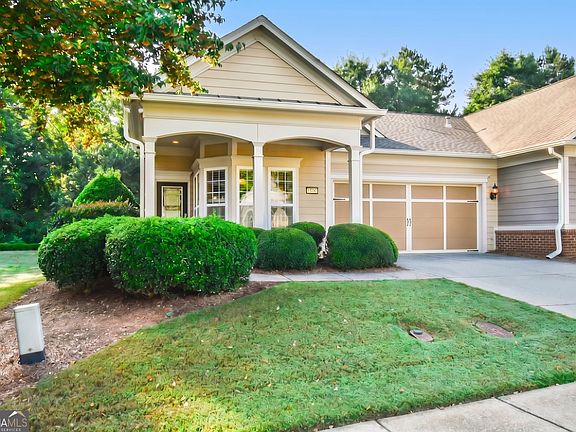 2nd image of 6136 Longleaf Dr