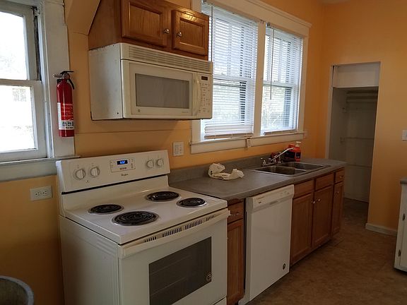 Left View of Kitchen