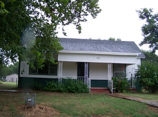 207 Dodd St, Paoli, OK 73074