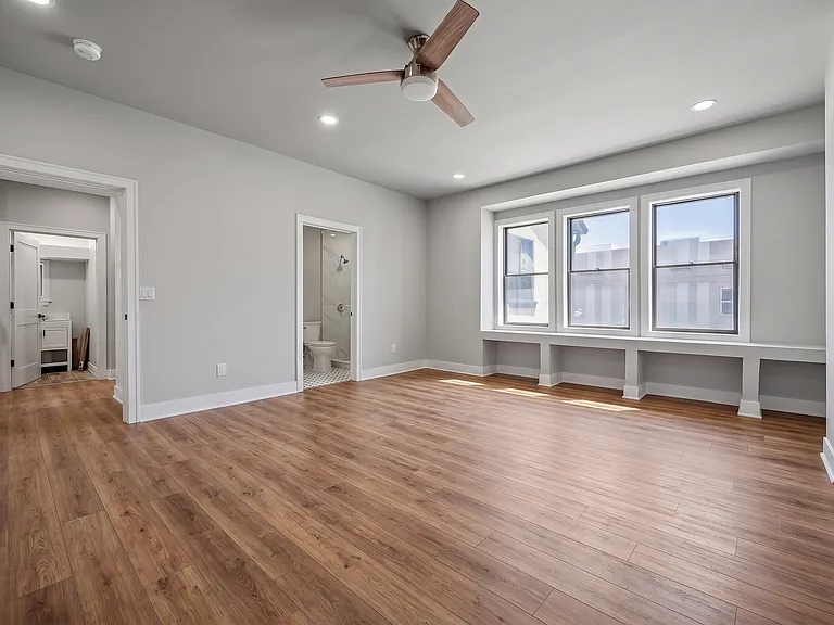 226 Mack Ave #10 — Photo 27