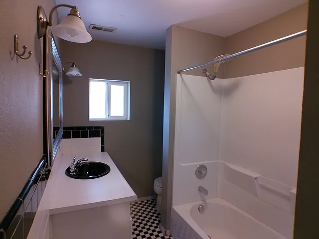 3851 Linda Vista Ln #1 — Photo 13