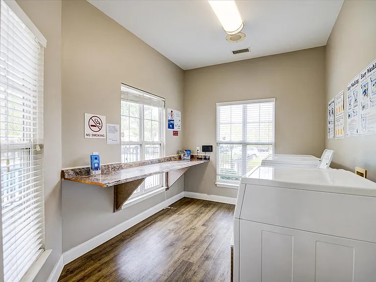 Tower Place — Photo 17