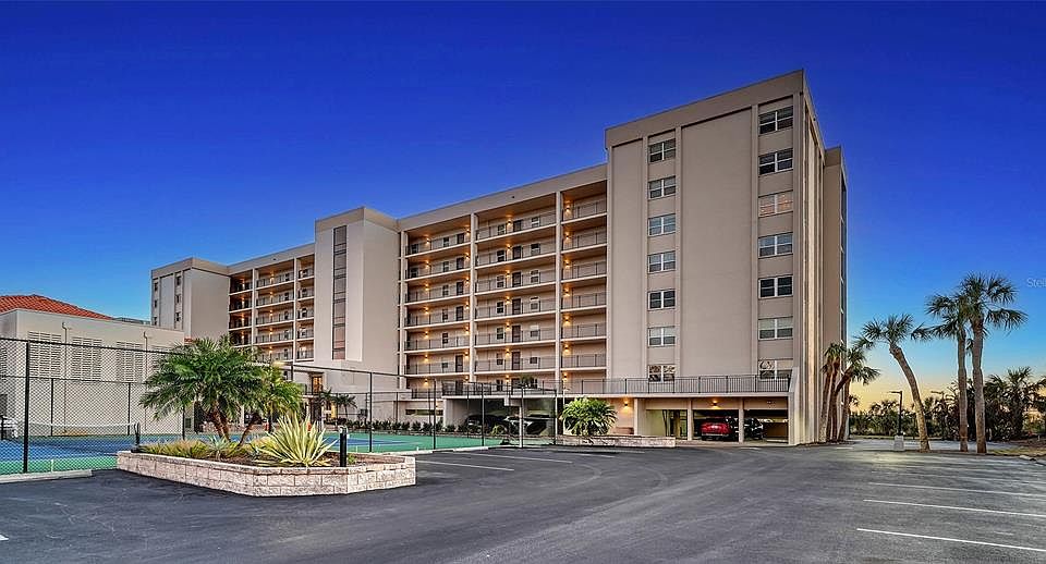 1st image of 420 Beach Rd APT 706