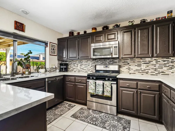 64574 Brae Burn Ave, Desert Hot Springs, CA 92240