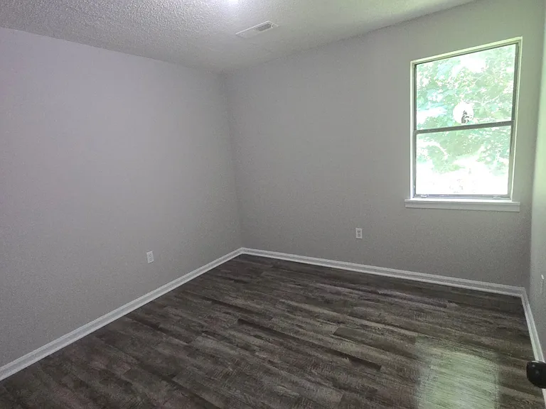 408 Simonton St — Photo 4