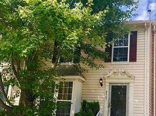 9547 Oakhurst Dr, Columbia, MD 21046