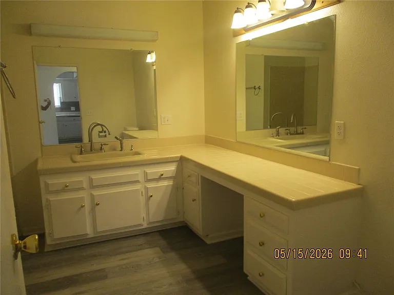 5657 S Pasadena Rd — Photo 5